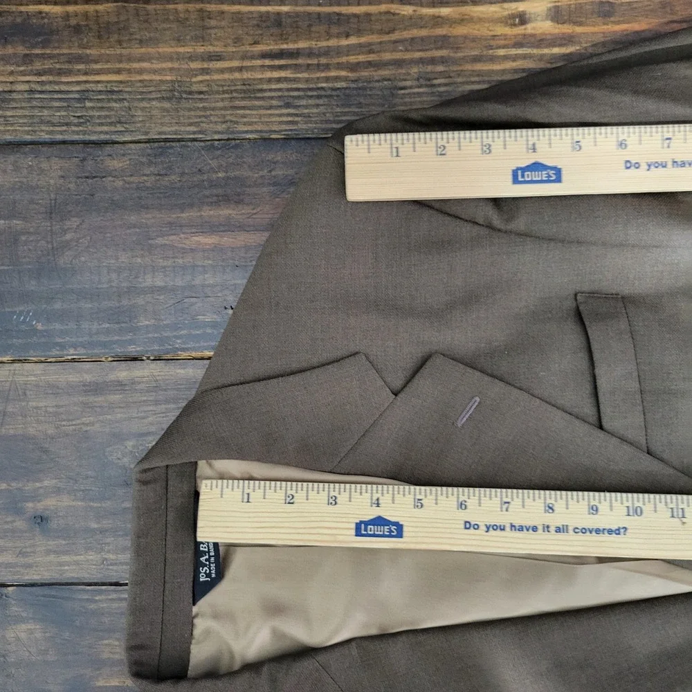 JOS A BANK Men's Sport Coat Blazer Two Button Brown‎ Wool Size 43L